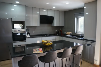 Moradia T3 para Venda em Vilar de Andorinho