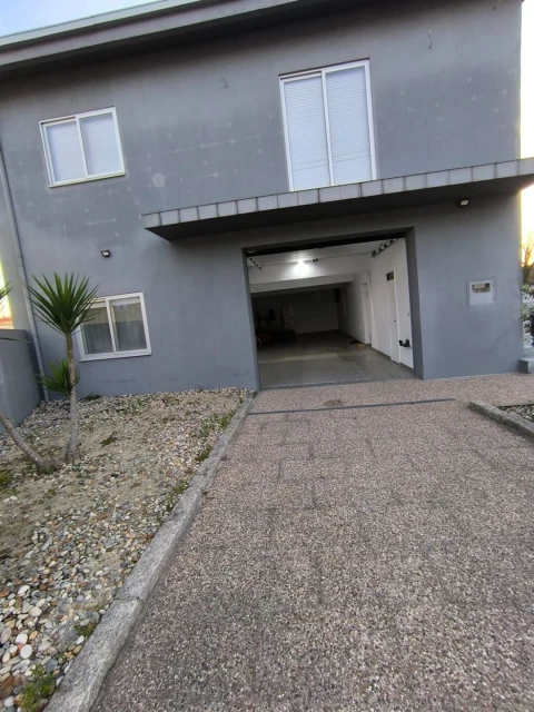 Moradia T3 para Venda em Vilar de Andorinho