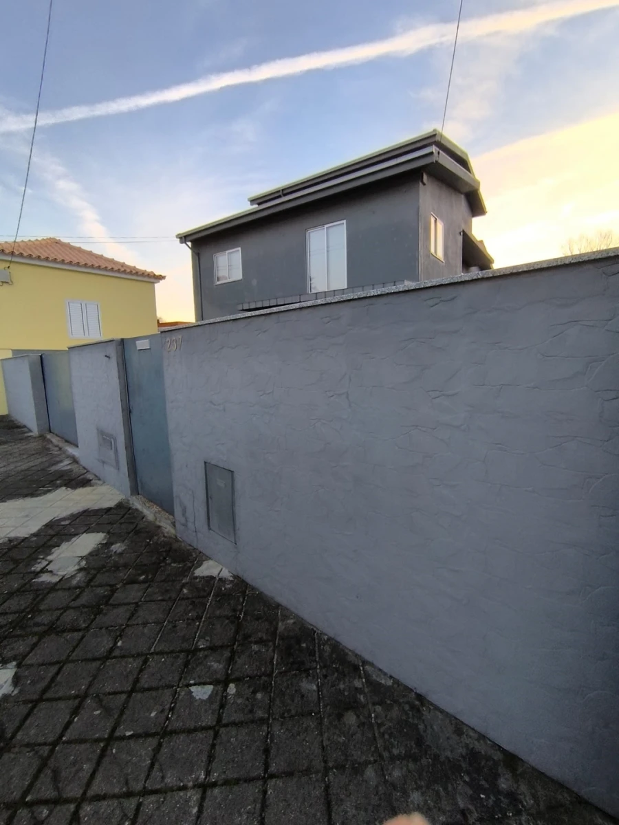 Moradia T3 para Venda em Vilar de Andorinho Foto 7