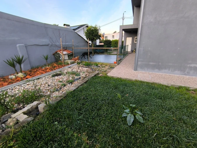 Moradia T3 para Venda em Vilar de Andorinho Foto 23