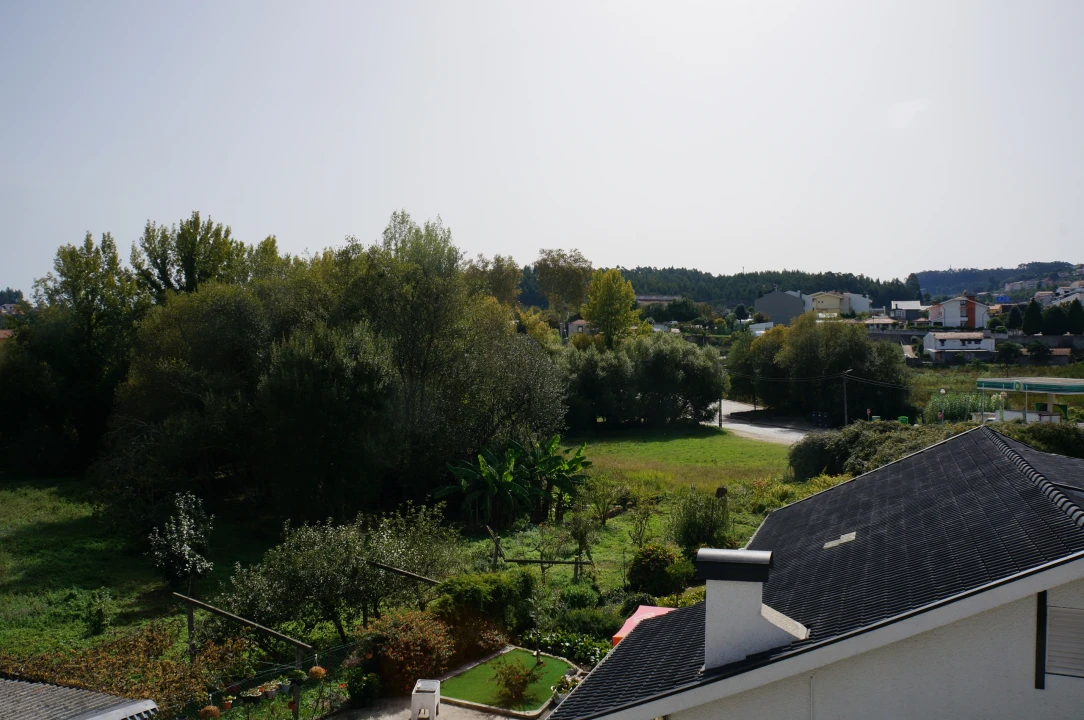 Moradia T3 para Venda em Vilar de Andorinho Foto 53