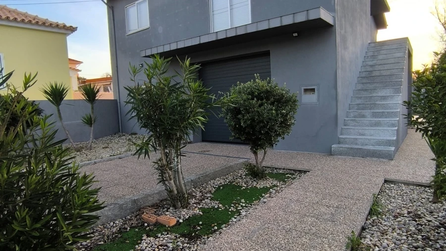 Moradia T3 para Venda em Vilar de Andorinho