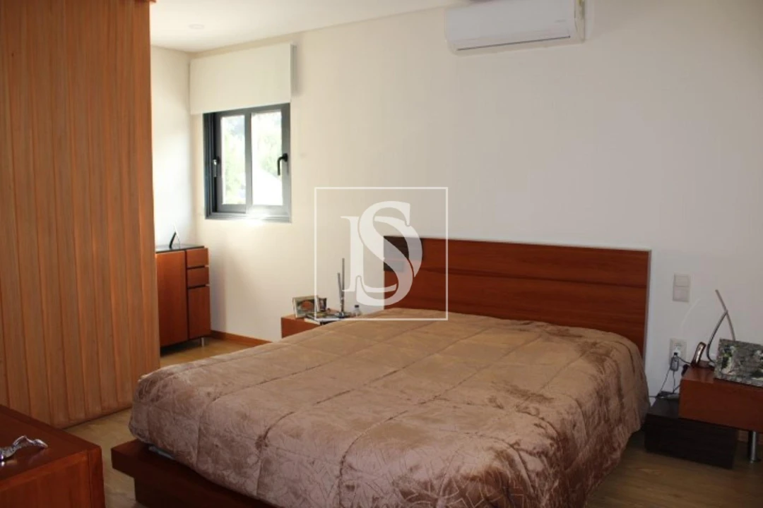 Moradia T4 para Venda em Vilar de Andorinho Foto 15