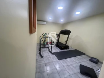 Moradia T4 para Venda em Vilar de Andorinho