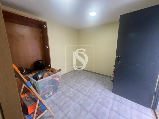 Moradia T4 para Venda em Vilar de Andorinho Foto 43