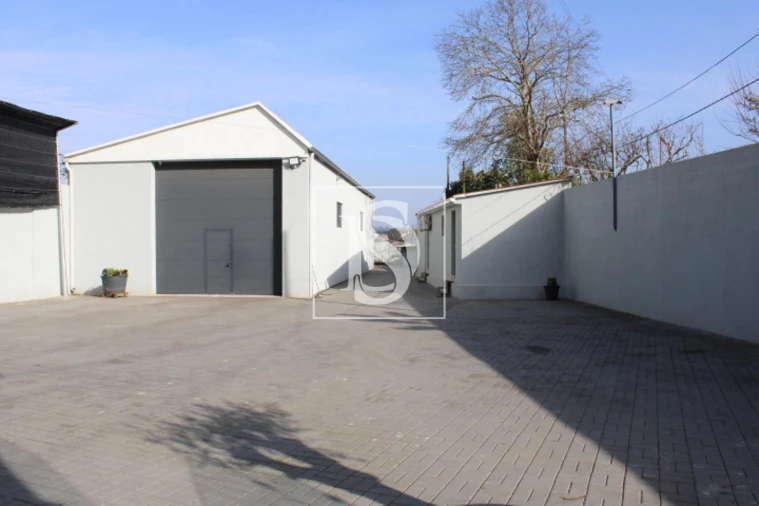 Moradia T4 para Venda em Vilar de Andorinho Foto 31