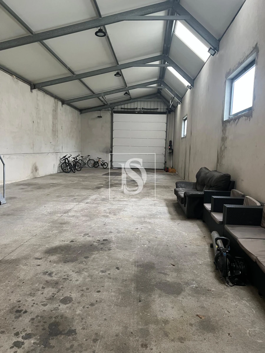 Moradia T4 para Venda em Vilar de Andorinho Foto 45