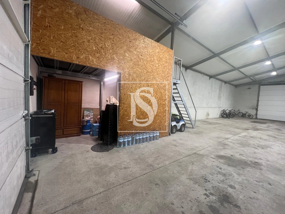 Moradia T4 para Venda em Vilar de Andorinho Foto 42