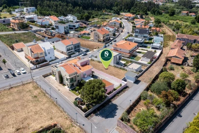 Terreno para Venda em Arcozelo