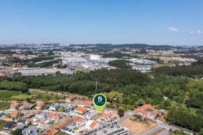 Terreno para Venda em Arcozelo