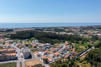 Terreno para Venda em Arcozelo