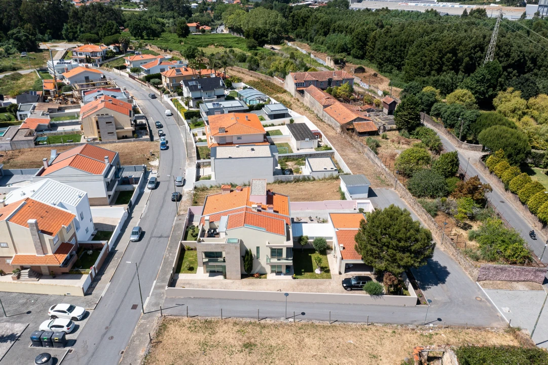 Terreno para Venda em Arcozelo Foto 42