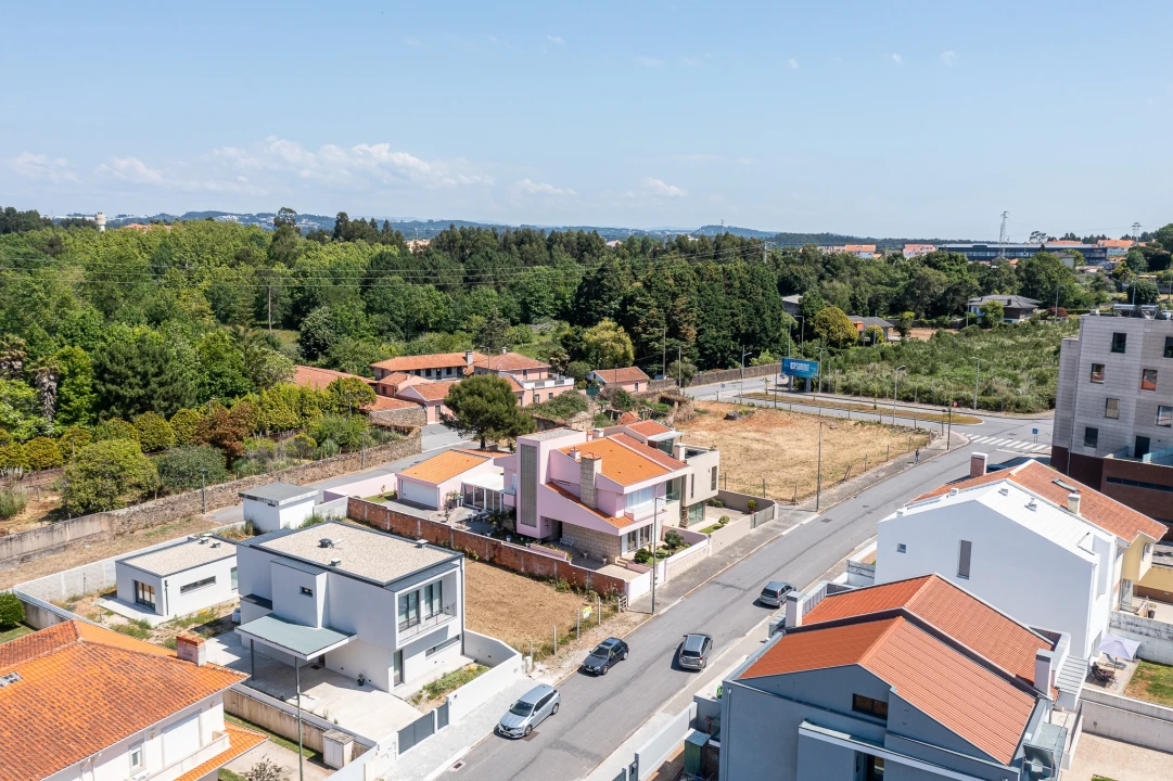 Terreno para Venda em Arcozelo Foto 29