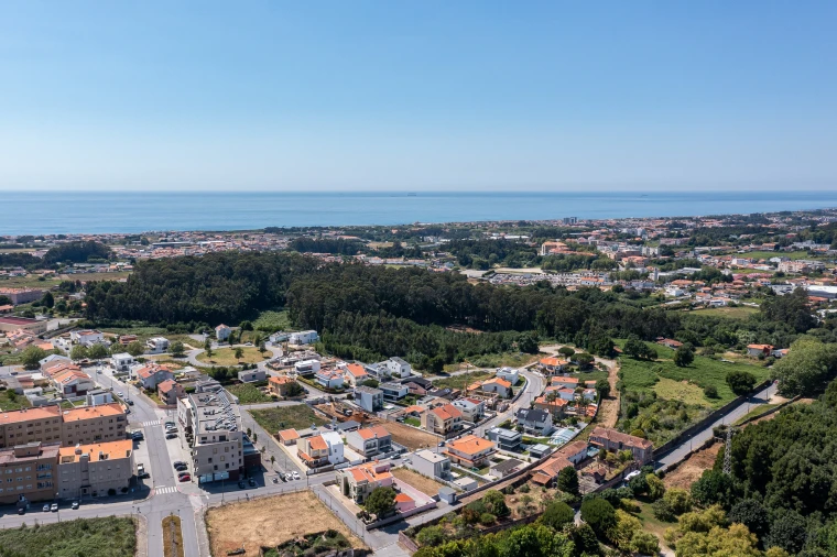 Terreno para Venda em Arcozelo Foto 23