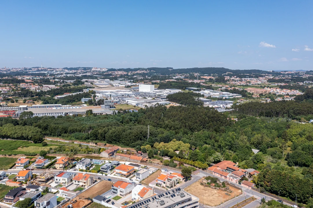 Terreno para Venda em Arcozelo Foto 30
