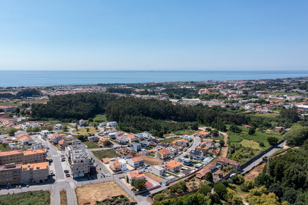Terreno para Venda em Arcozelo Foto 23