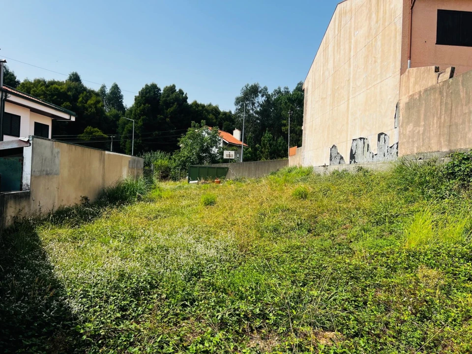 Terreno para Venda em Pedroso e Seixezelo Foto 3