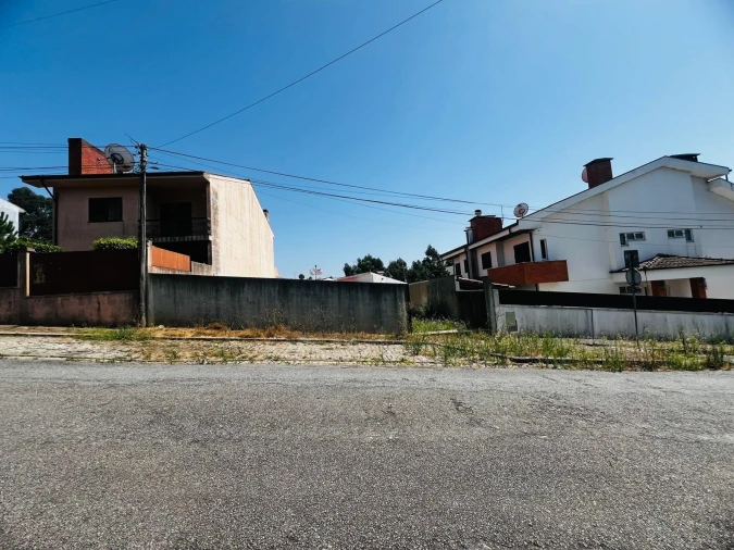 Terreno para Venda em Pedroso e Seixezelo Foto 2