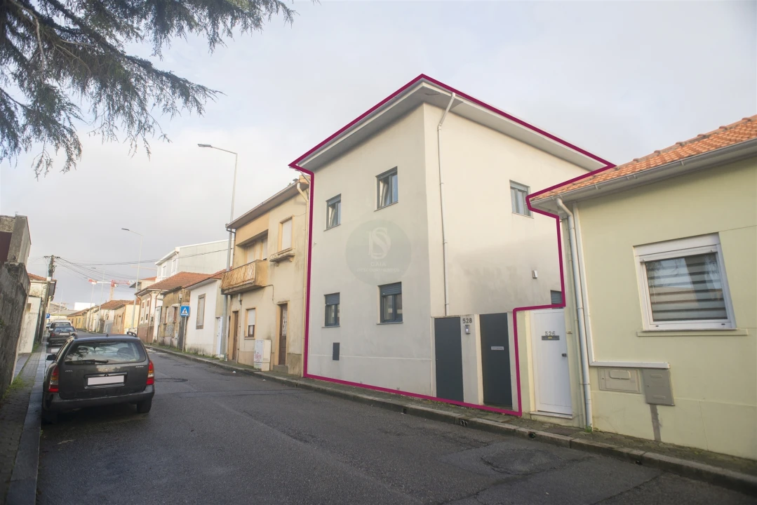 Moradia T3 para Venda em Madalena Foto 58
