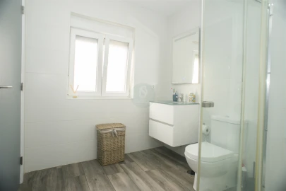 Moradia T3 para Venda em Madalena