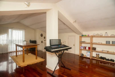 Moradia T4 para Venda em Alfena