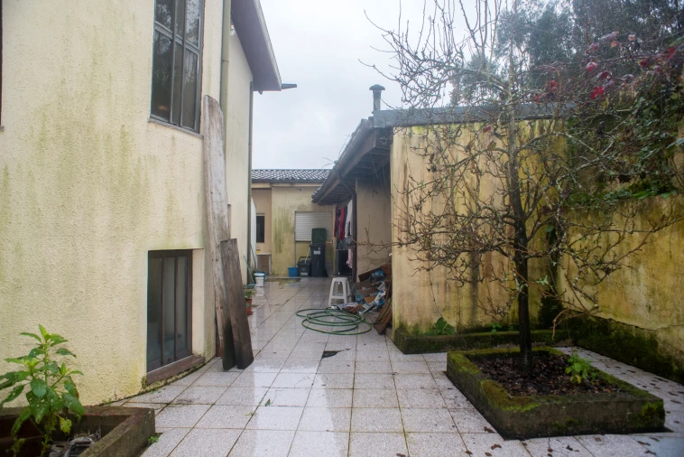 Moradia T4 para Venda em Alfena Foto 28