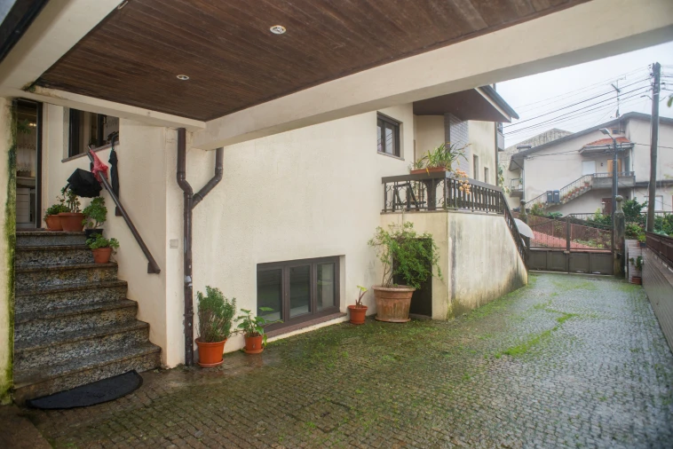 Moradia T4 para Venda em Alfena Foto 20