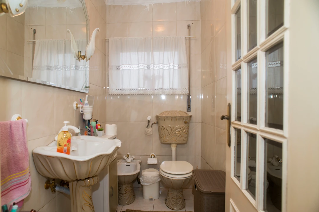 Moradia T4 para Venda em Alfena Foto 2