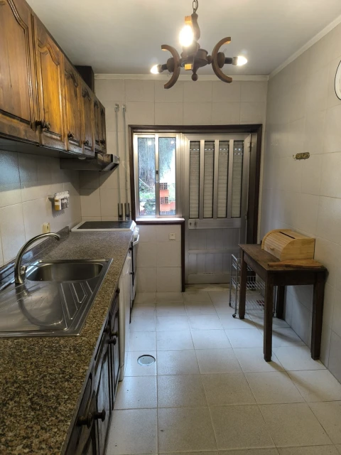 Moradia T7 para Venda em Vilar de Andorinho