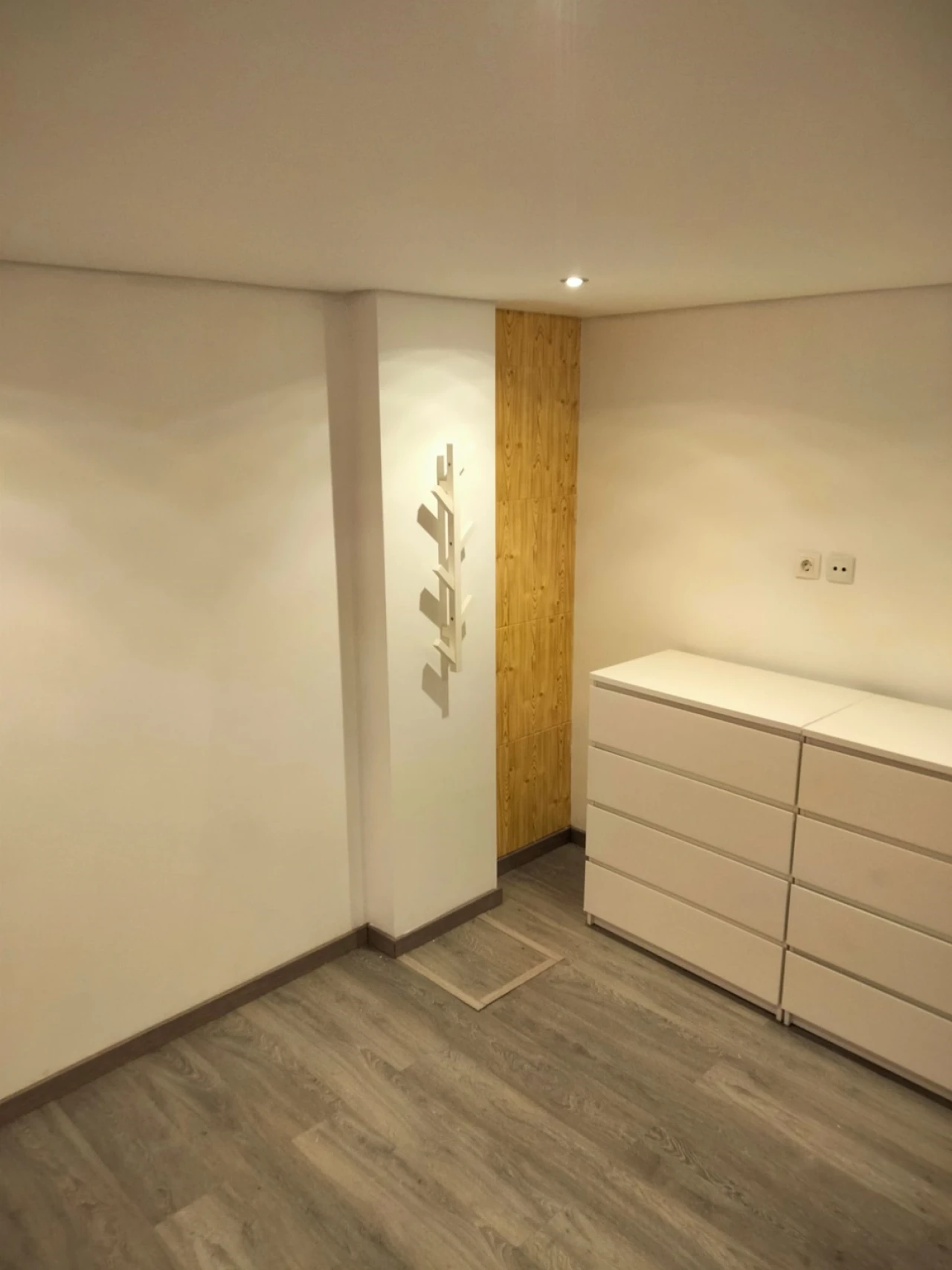 Moradia T7 para Venda em Vilar de Andorinho Foto 7