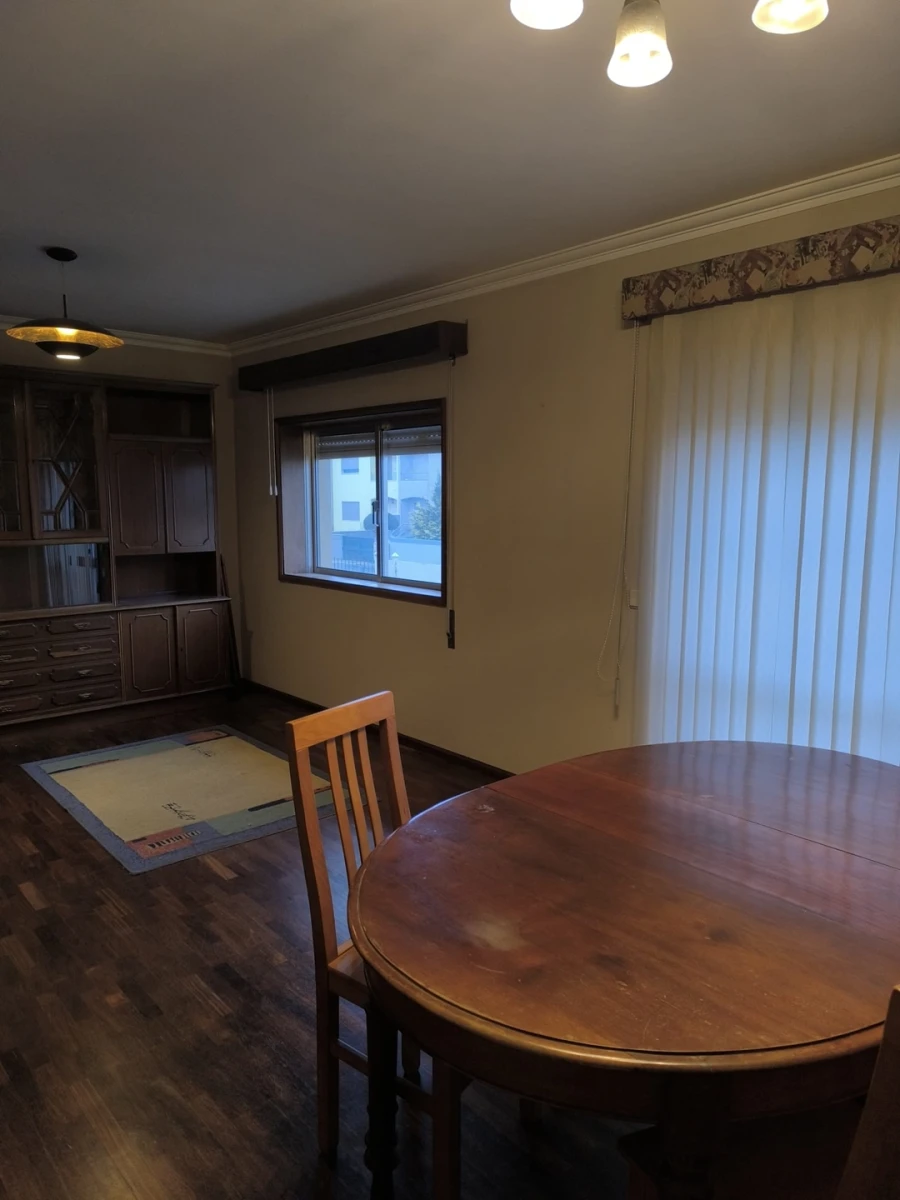 Moradia T7 para Venda em Vilar de Andorinho Foto 44