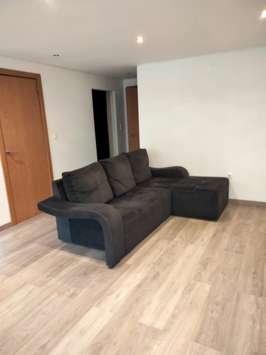 Moradia T7 para Venda em Vilar de Andorinho Foto 15