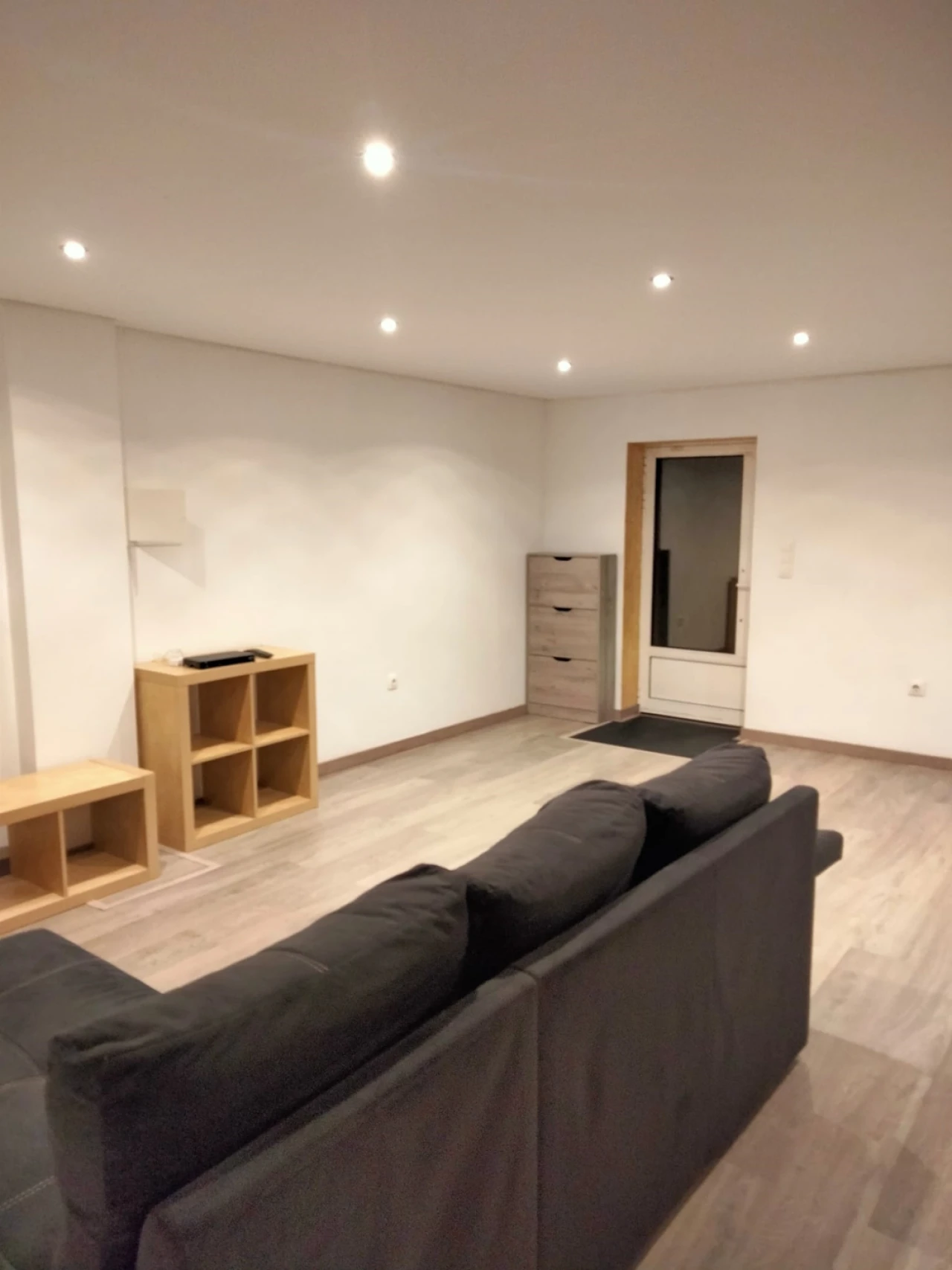 Moradia T7 para Venda em Vilar de Andorinho Foto 8