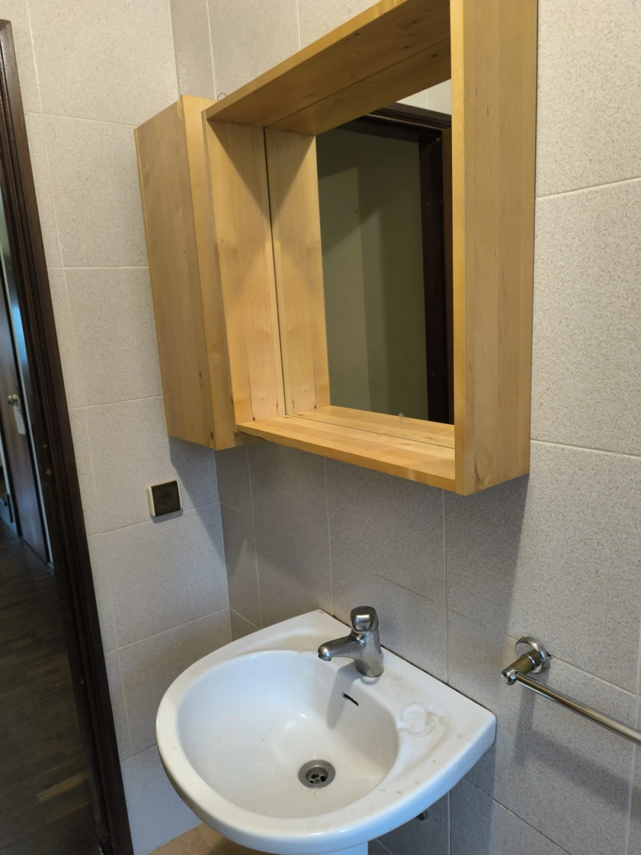 Moradia T7 para Venda em Vilar de Andorinho Foto 55