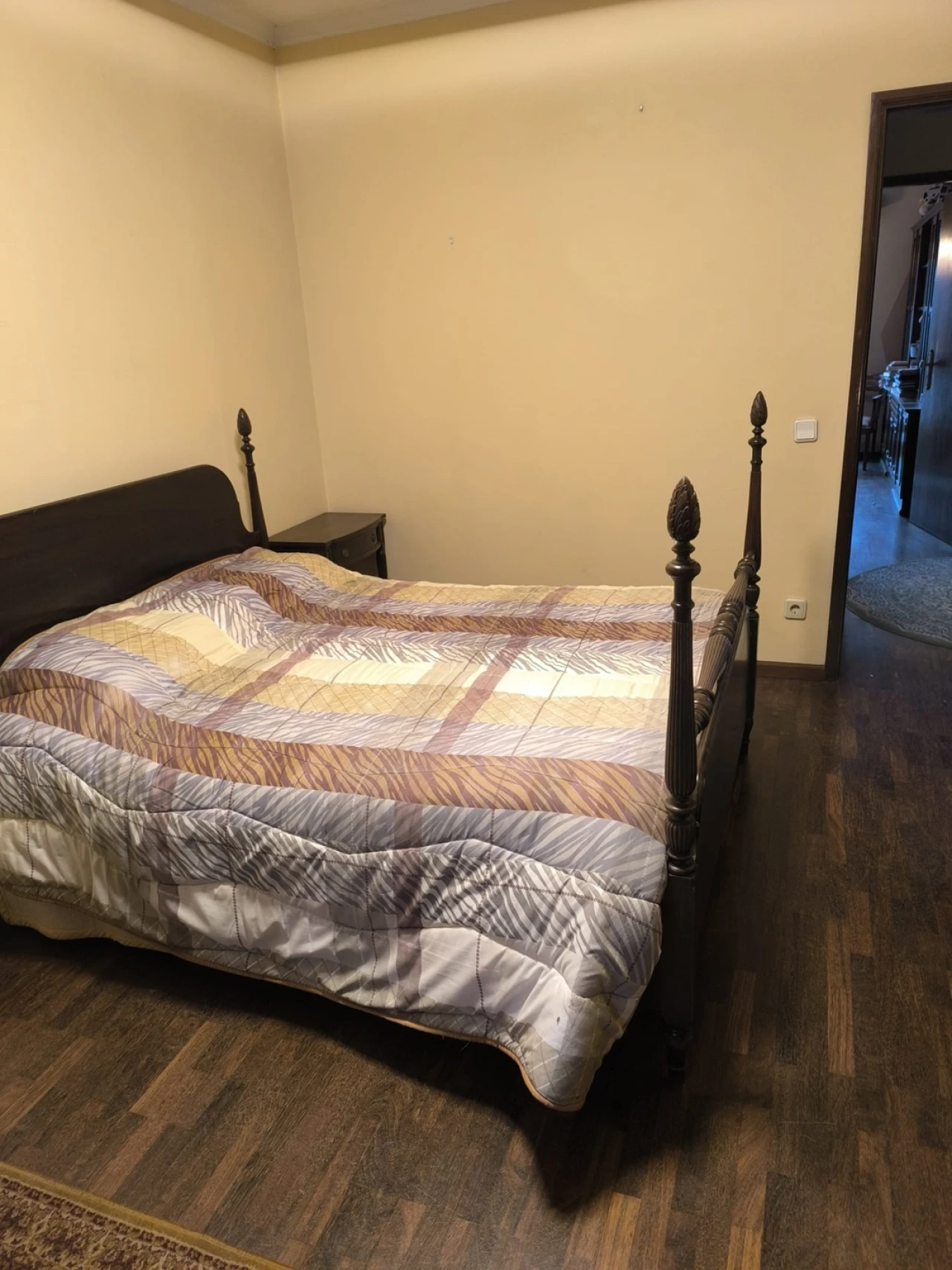 Moradia T7 para Venda em Vilar de Andorinho Foto 52