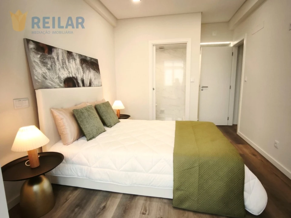 Apartamento T3 para Venda em Benfica Foto 2