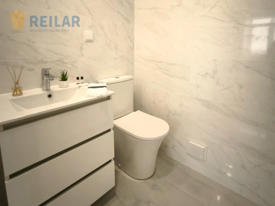 Apartamento T3 para Venda em Benfica Foto 23