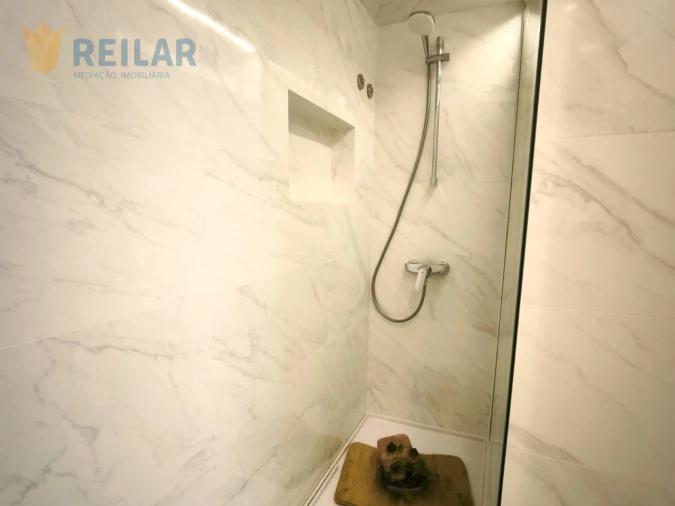 Apartamento T3 para Venda em Benfica Foto 24