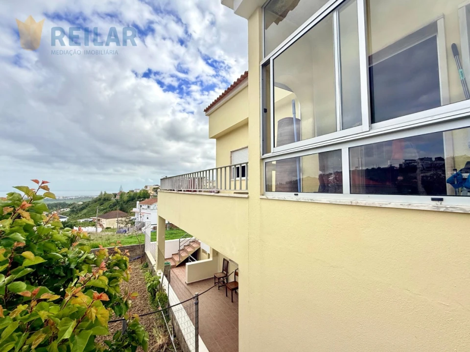 Moradia T6 para Venda em Vialonga Foto 41