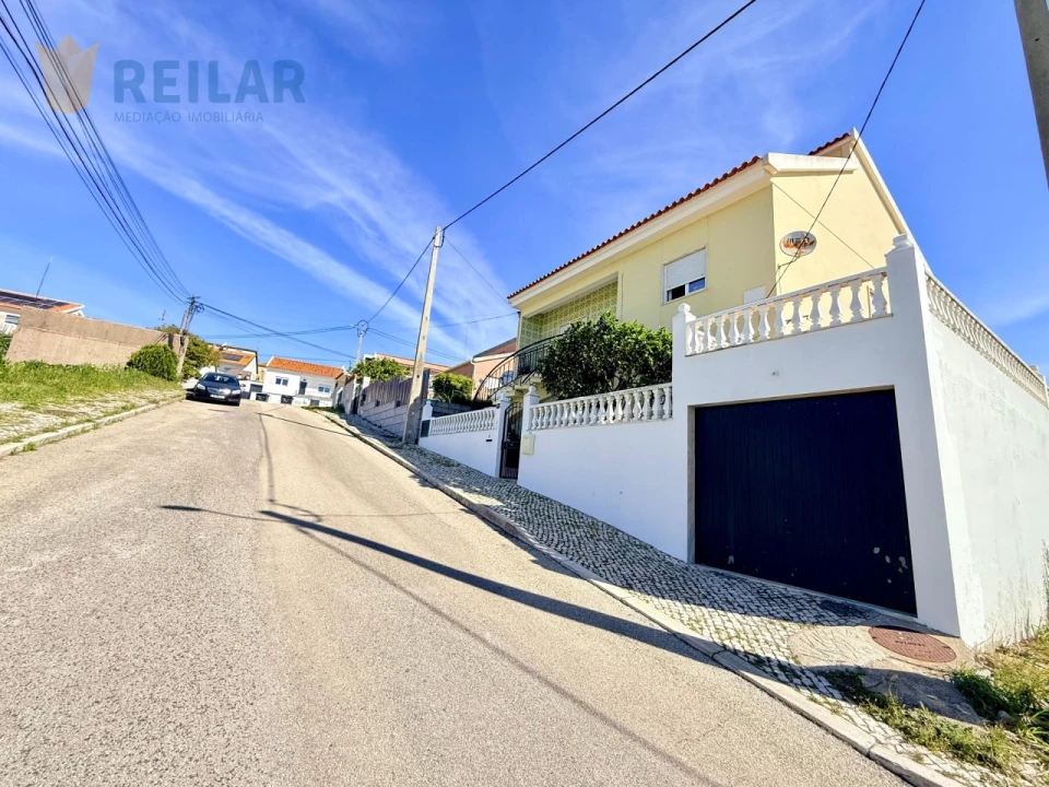 Moradia T6 para Venda em Vialonga Foto 45