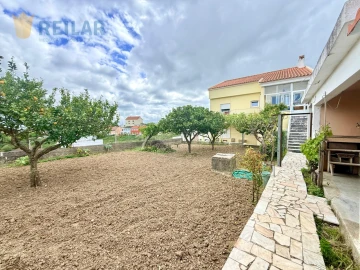 Moradia T6 para Venda em Vialonga