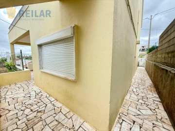 Moradia T6 para Venda em Vialonga