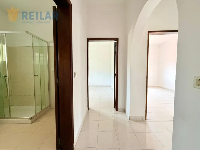 Moradia T6 para Venda em Vialonga Foto 21