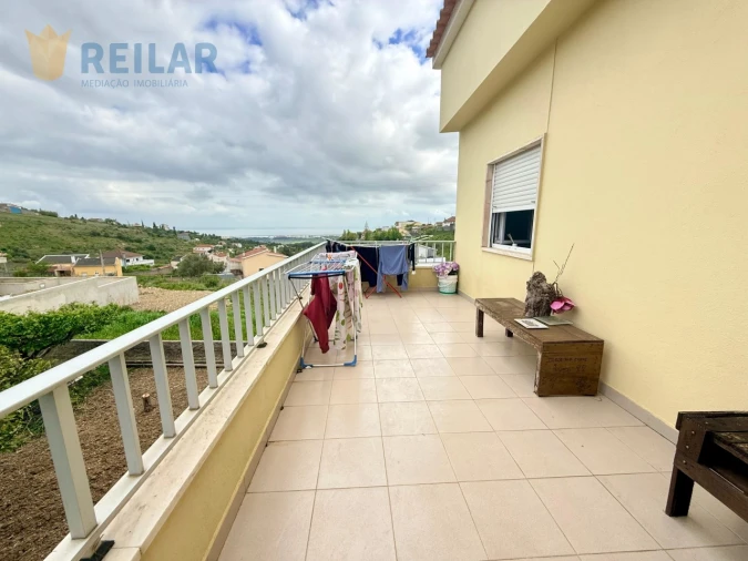 Moradia T6 para Venda em Vialonga Foto 27