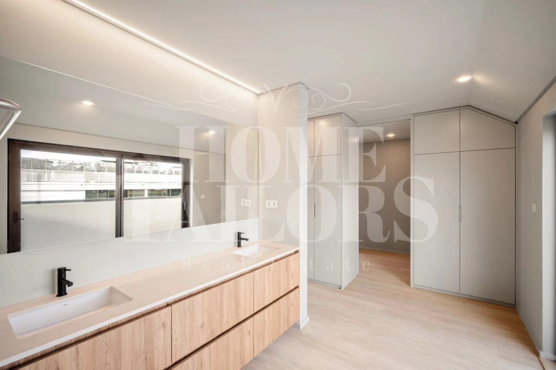 Apartamento T3 para Venda em Santo António Foto 14