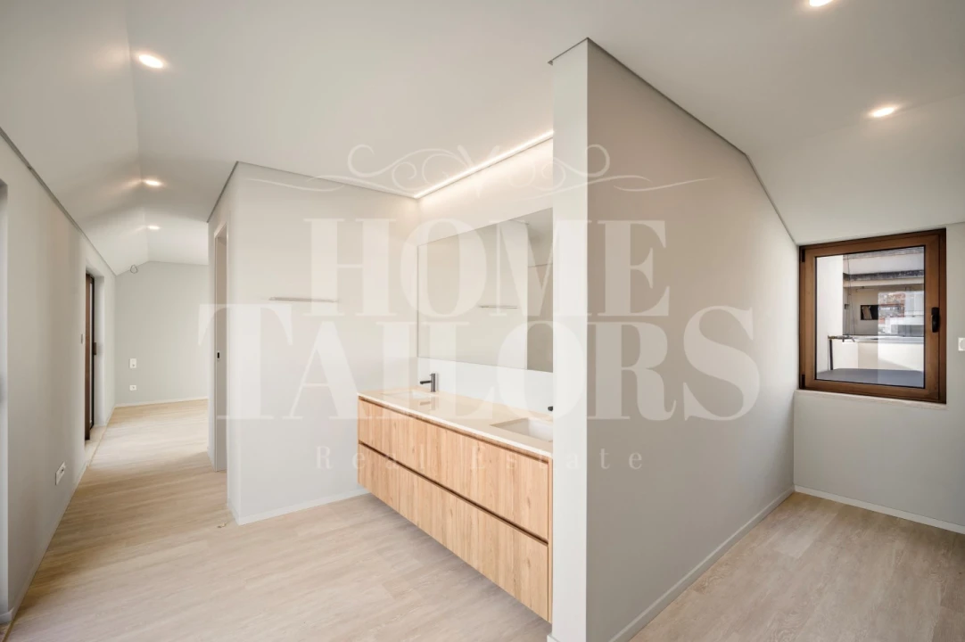 Apartamento T3 para Venda em Santo António Foto 19