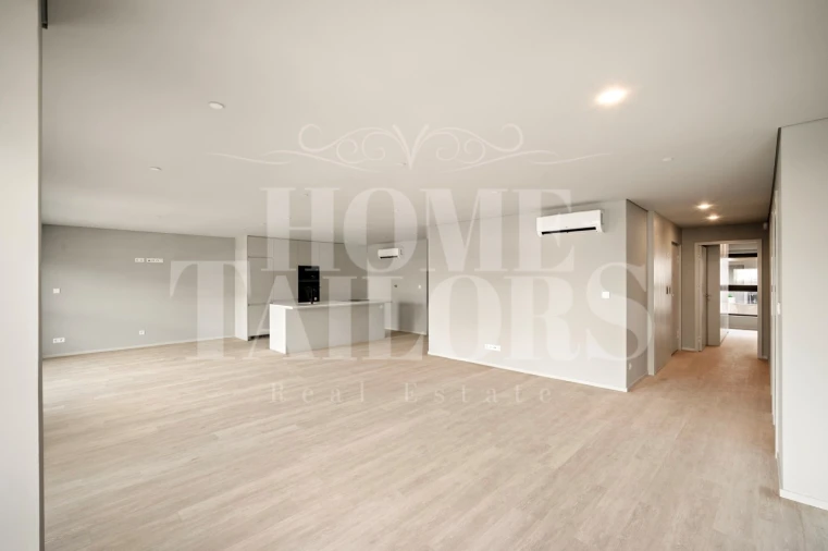 Apartamento T3 para Venda em Santo António Foto 2