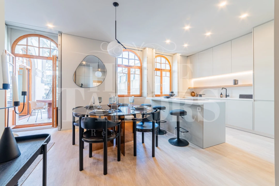 Apartamento T3 para Venda em Santo António Foto 1