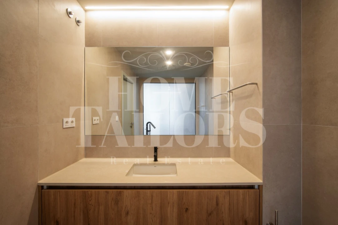 Apartamento T1 para Venda em Santo António Foto 14
