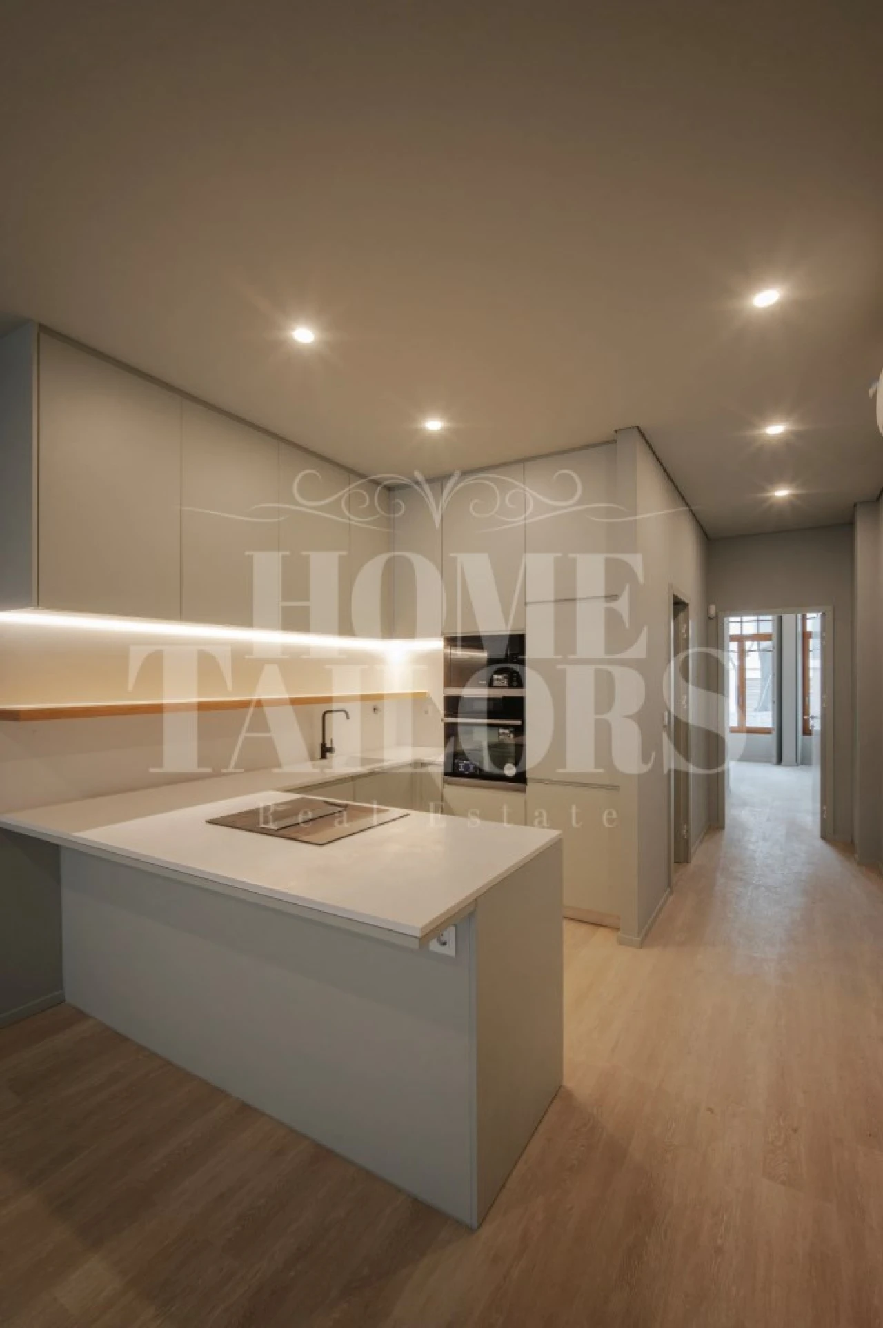 Apartamento T1 para Venda em Santo António Foto 22